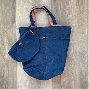TOMMY HILFIGER SOFT TOTE